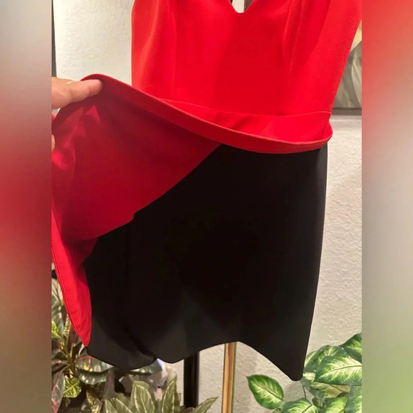 Alice + Olivia Black/Red Amina Mini Dress size 10 - Picture 11 of 16